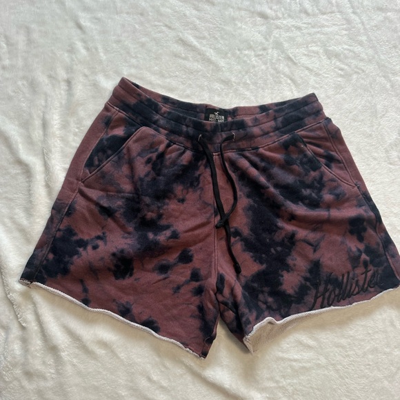 Hollister must have shorts with raw hem - Picture 1 of 4